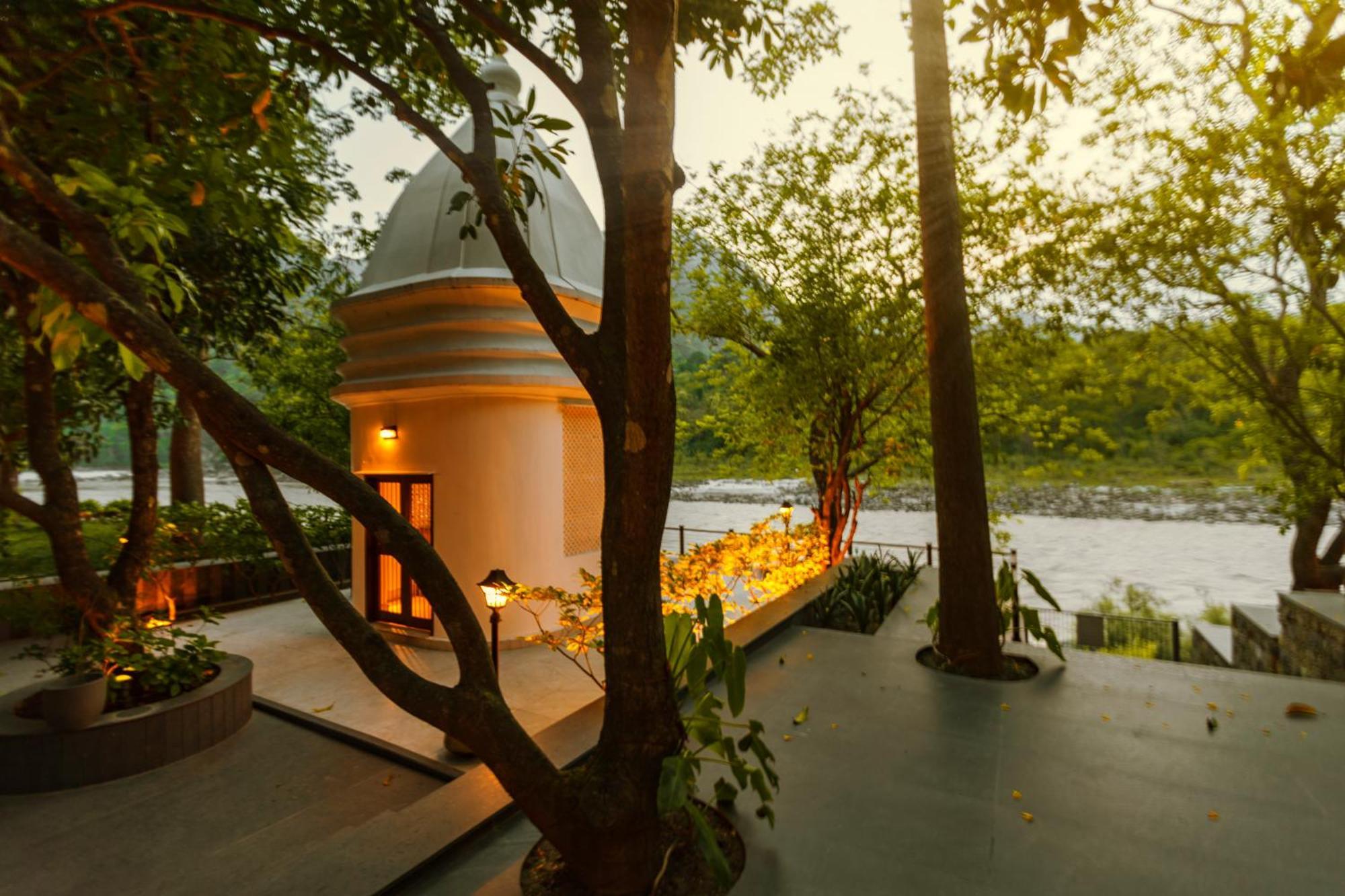Anand Kashi By The Ganges Rishikesh - Ihcl Seleqtions Sirasu Exterior foto