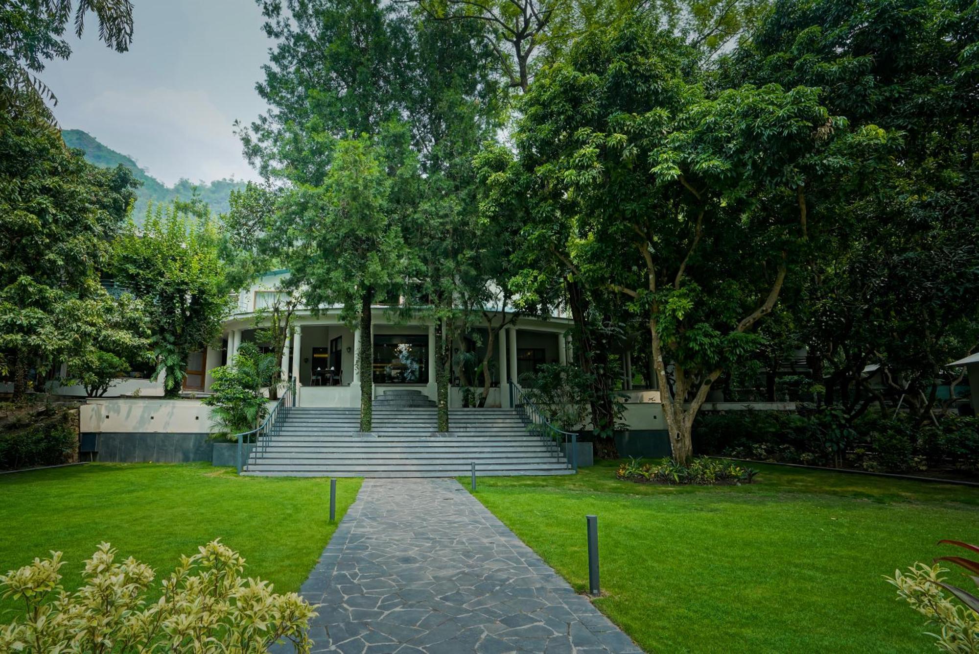 Anand Kashi By The Ganges Rishikesh - Ihcl Seleqtions Sirasu Exterior foto