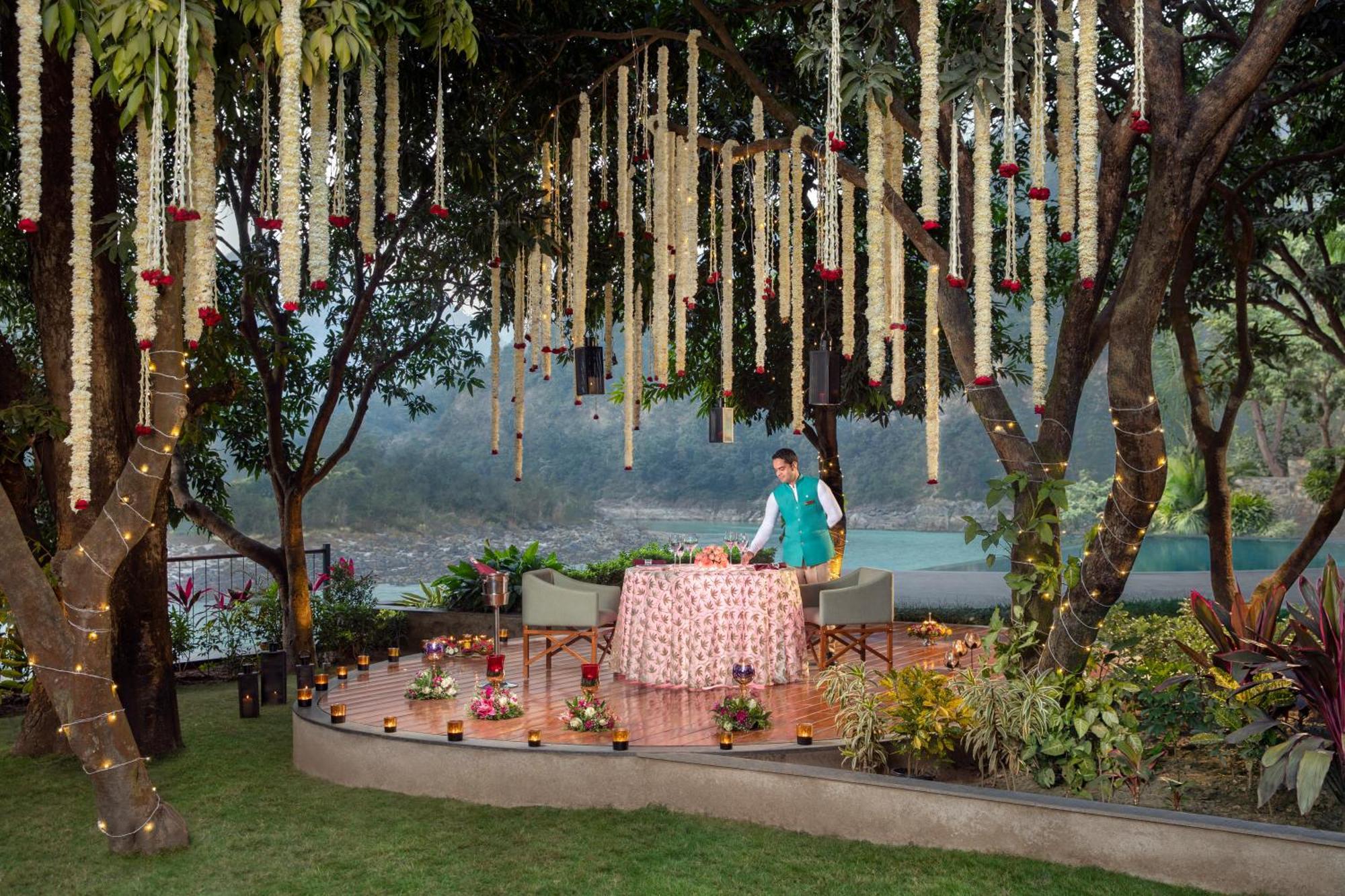 Anand Kashi By The Ganges Rishikesh - Ihcl Seleqtions Sirasu Exterior foto
